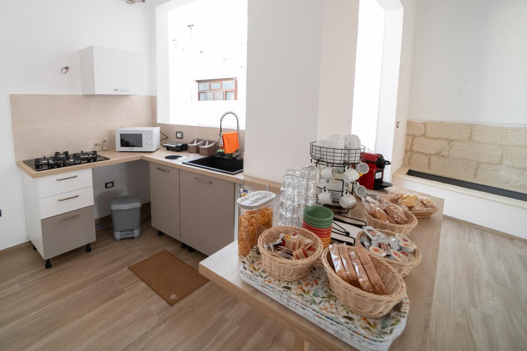 Pietra Bianca Acomodação com café da manhã Cutrofiano Exterior foto