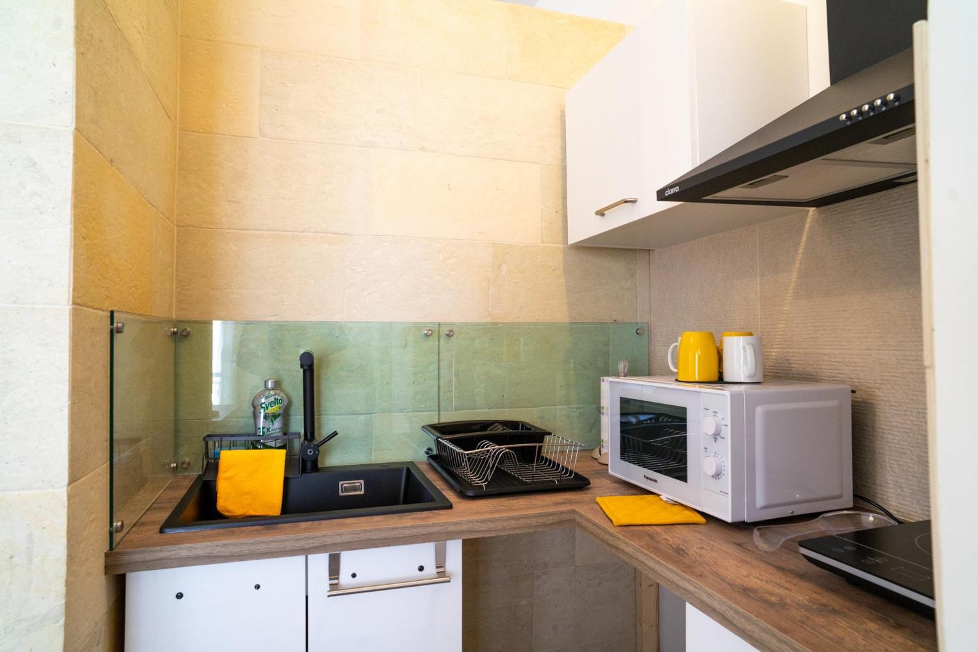 Pietra Bianca Acomodação com café da manhã Cutrofiano Exterior foto